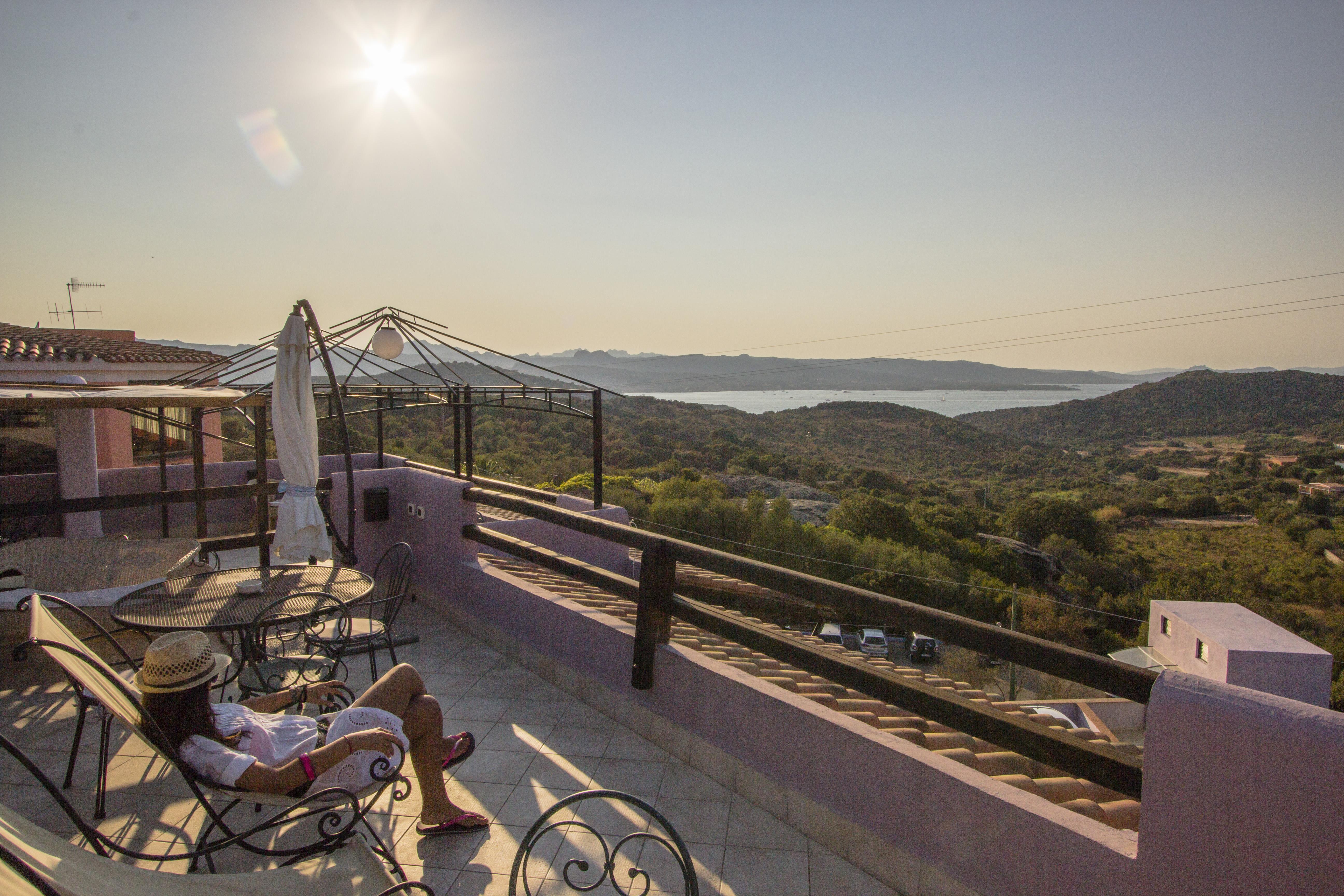 Hotel Li Graniti Baja Sardinia Extérieur photo