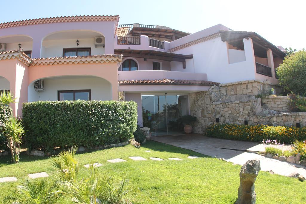 Hotel Li Graniti Baja Sardinia Extérieur photo