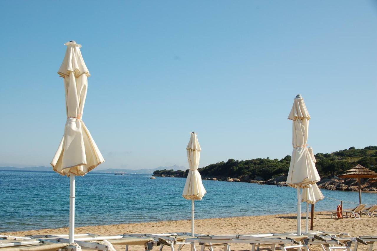 Hotel Li Graniti Baja Sardinia Extérieur photo